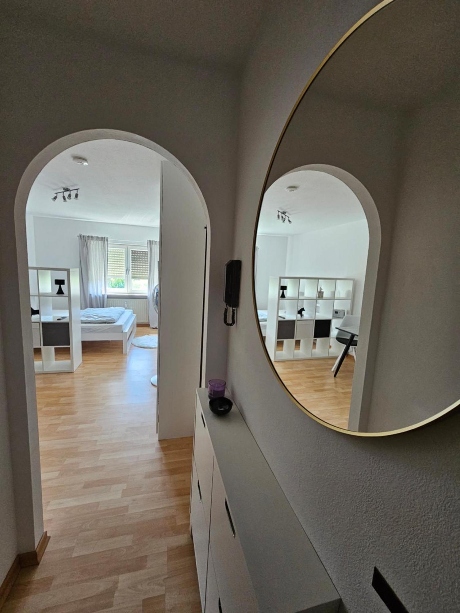 Charmante 1 Zimmerwohnung Mit Stellplatz Вюрцбург Экстерьер фото
